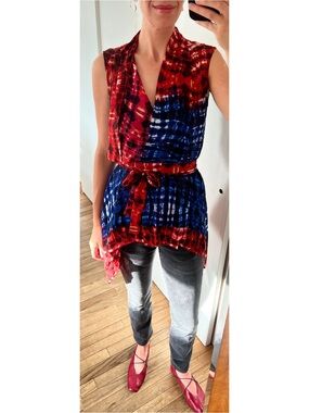 BCBGMAXAZRIA 100% Silk Abstract Print Asymmetrical Tunic Top Size S